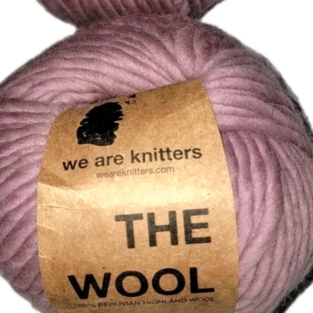 Lot of 2 We Are Knitters The Wool 100% Peruvian Highland 7oz 87yds 1067 Mauve - Picture 2 of 5